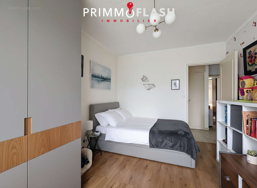 Appartement à AUBERVILLIERS
