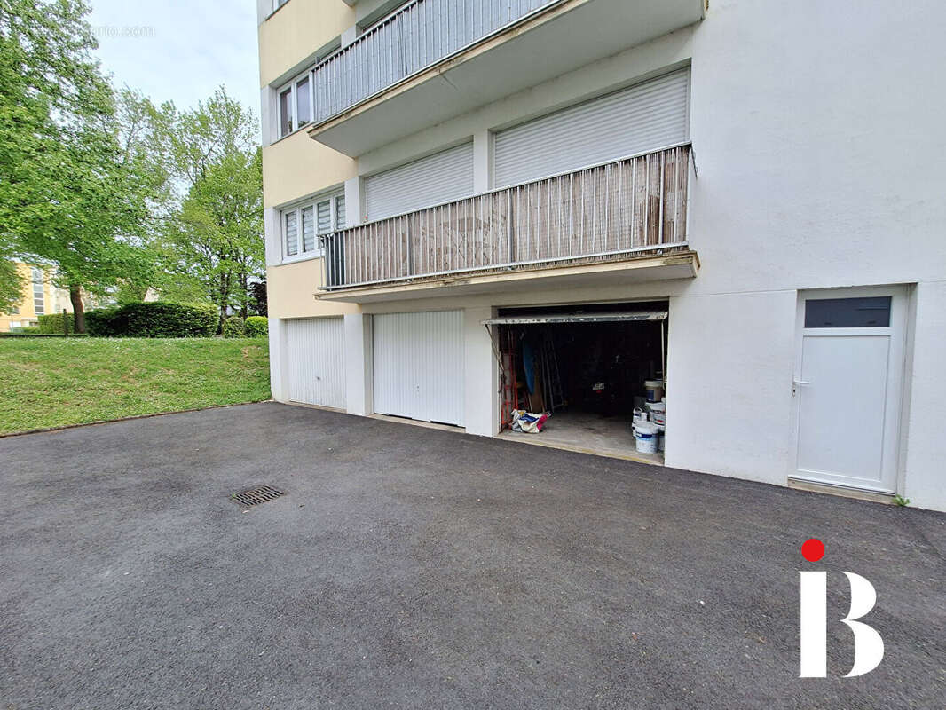 NANTES LONGCHAMP Dernier étage avec balcon et garage - photo 8