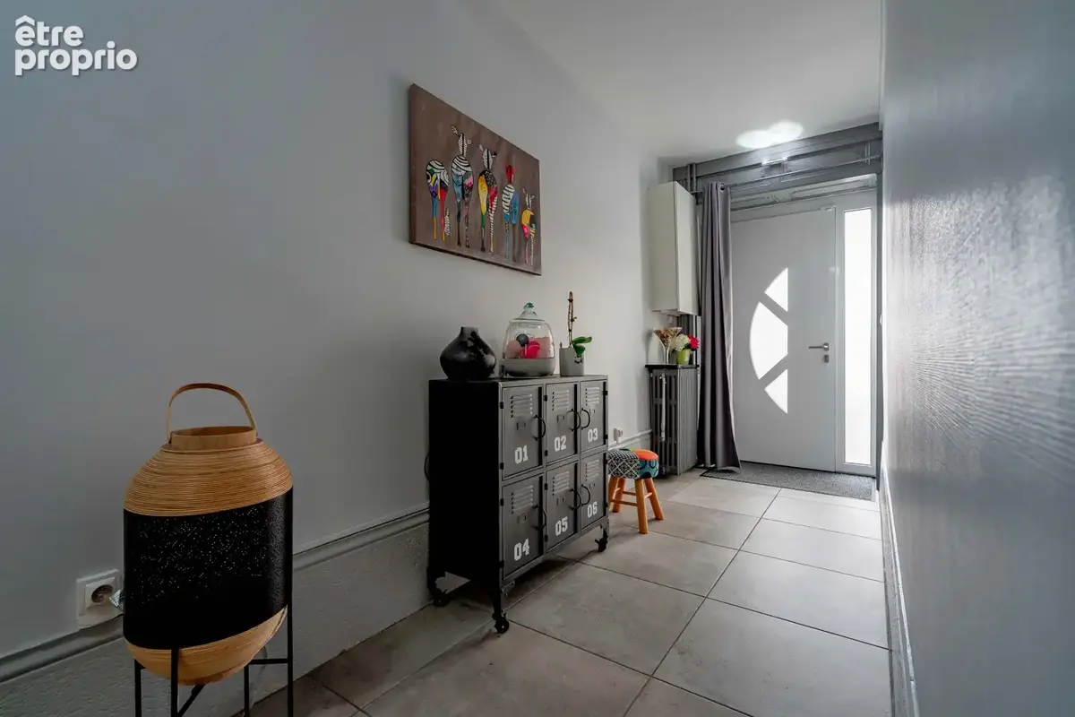 Maison de ville 10 pièces 320 m2 implantée sur sa parcelle de 494 m2 - photo 10
