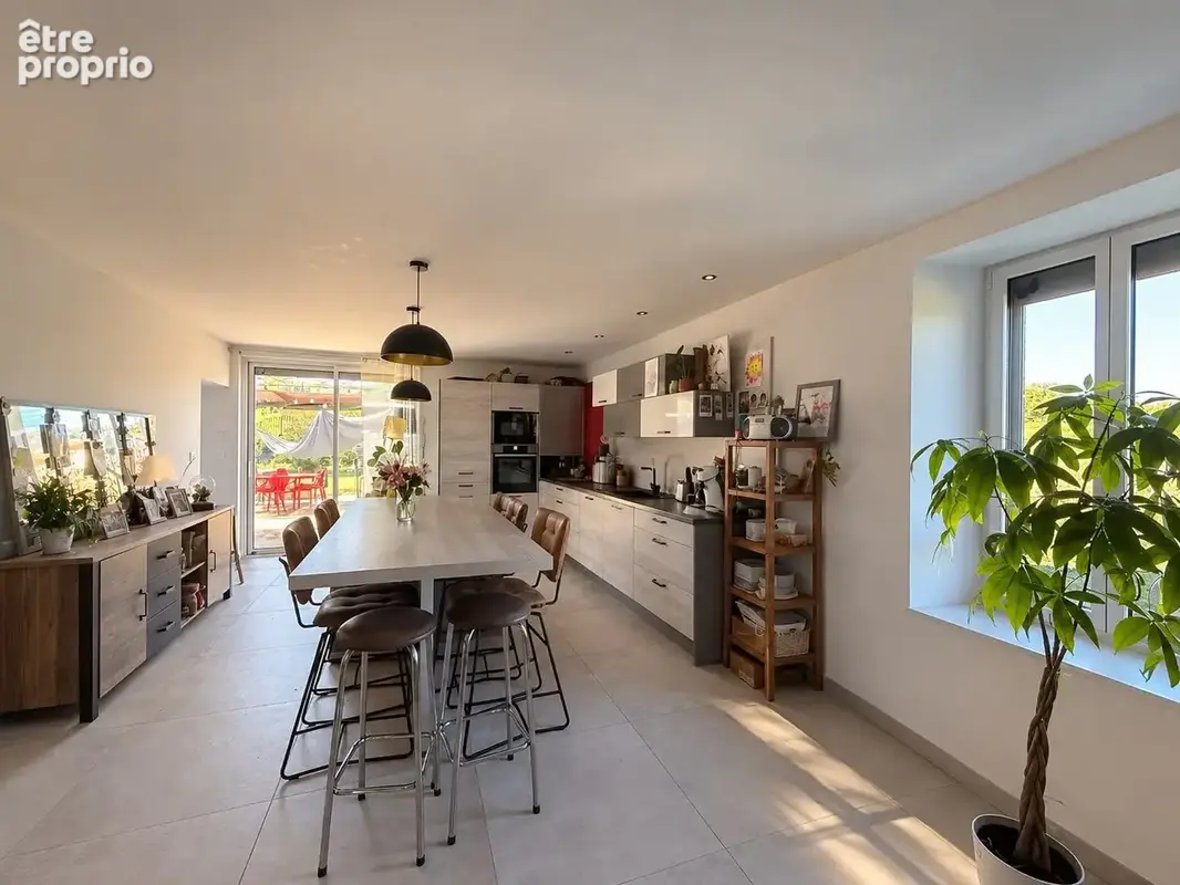 Maison 9 pièces 166 m² à vendre à Amancy (74800) - photo 3