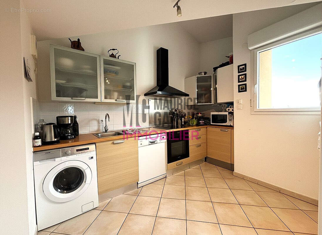 Appartement à L'ISLE-SUR-LA-SORGUE