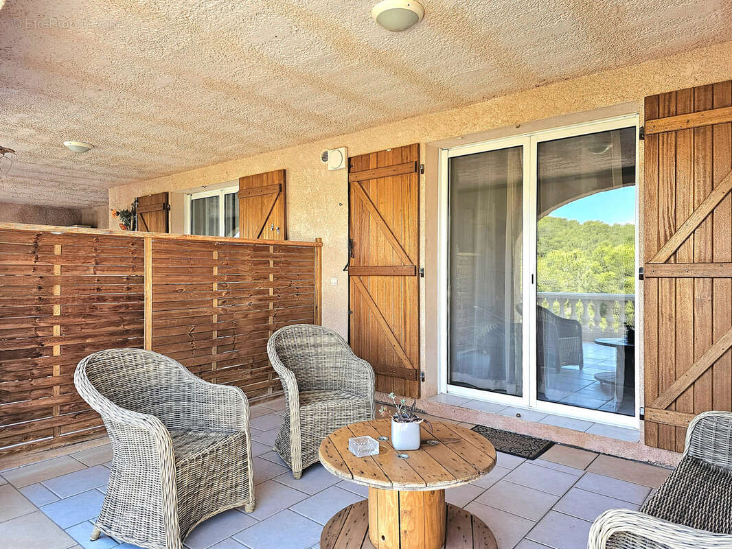 Maison à CARQUEIRANNE