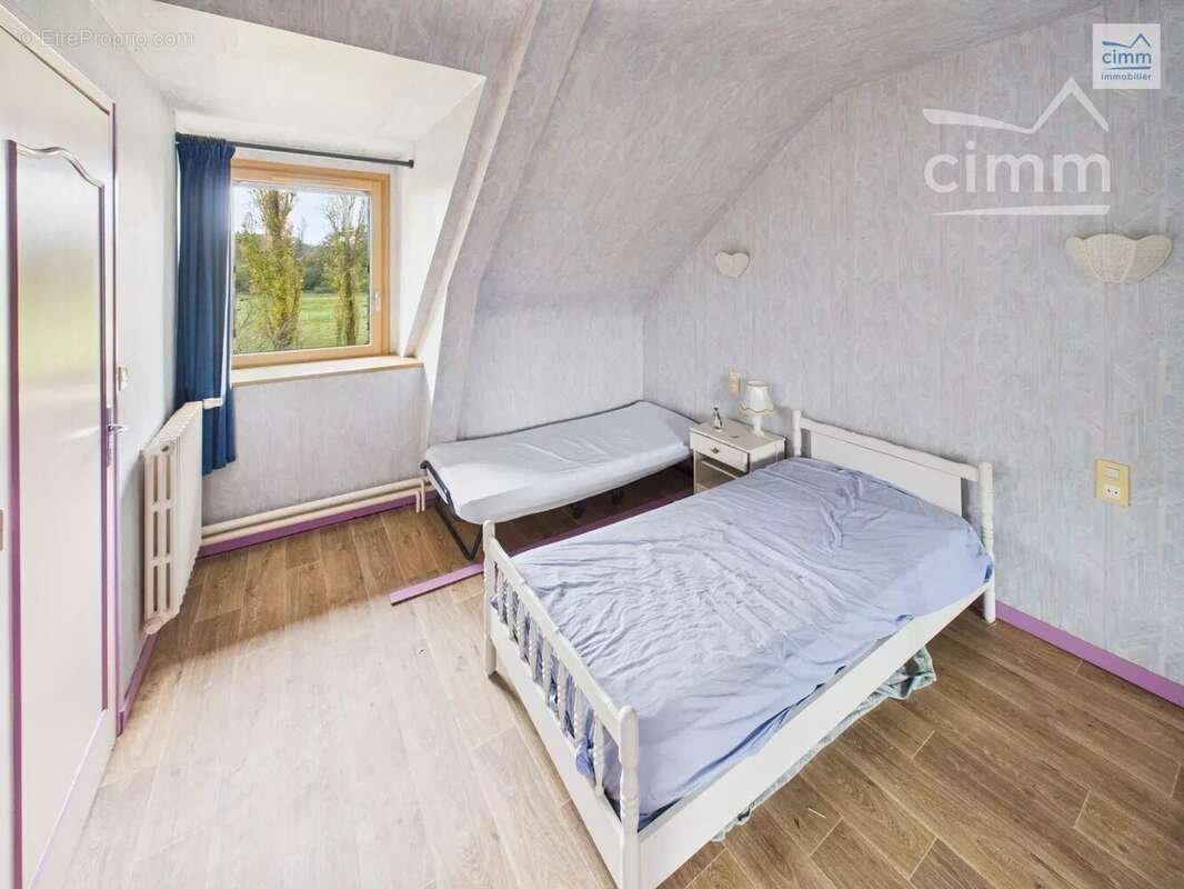 Maison à BOURG-DES-COMPTES