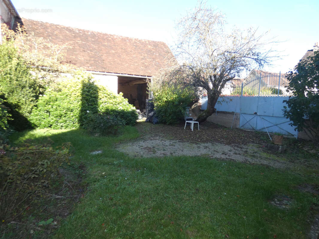Maison à ORMOY