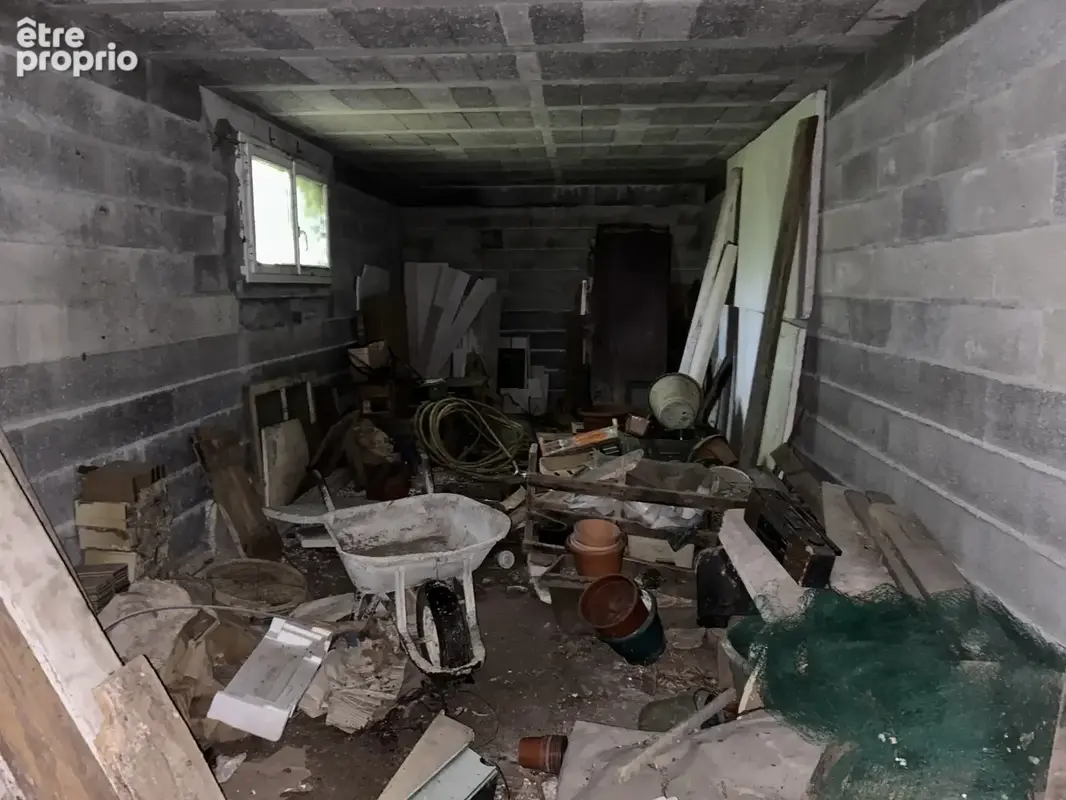 À CHÂTEAUBERNARD, à proximité immédiate d'Auchan   un projet immobilier aux multiples possibilités ! - photo 7