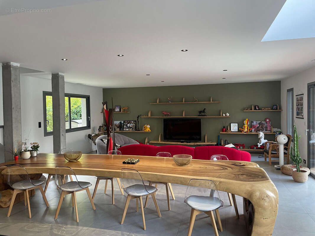 Maison contemporaine au coeur de Portet-sur-Garonne. - photo 2