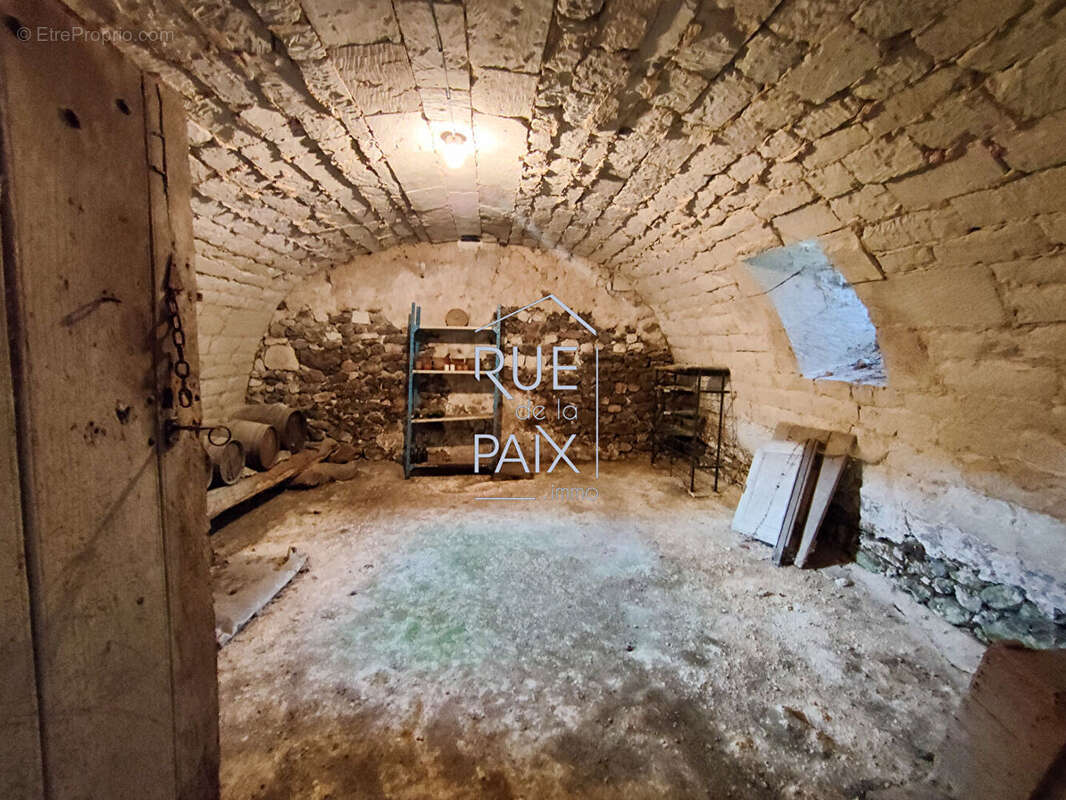 Maison à MONTHOIRON