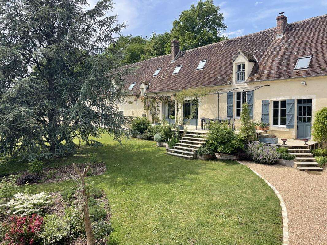 Propriété XVIIIᵉ à Nogent le Rotrou sur 3ha98 et piscine - photo 2