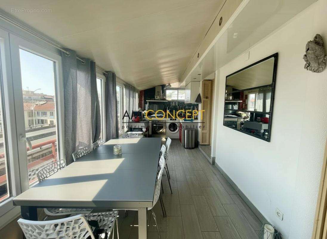 NICE centre ville 3 pièces dernier étage terrasse - photo 8