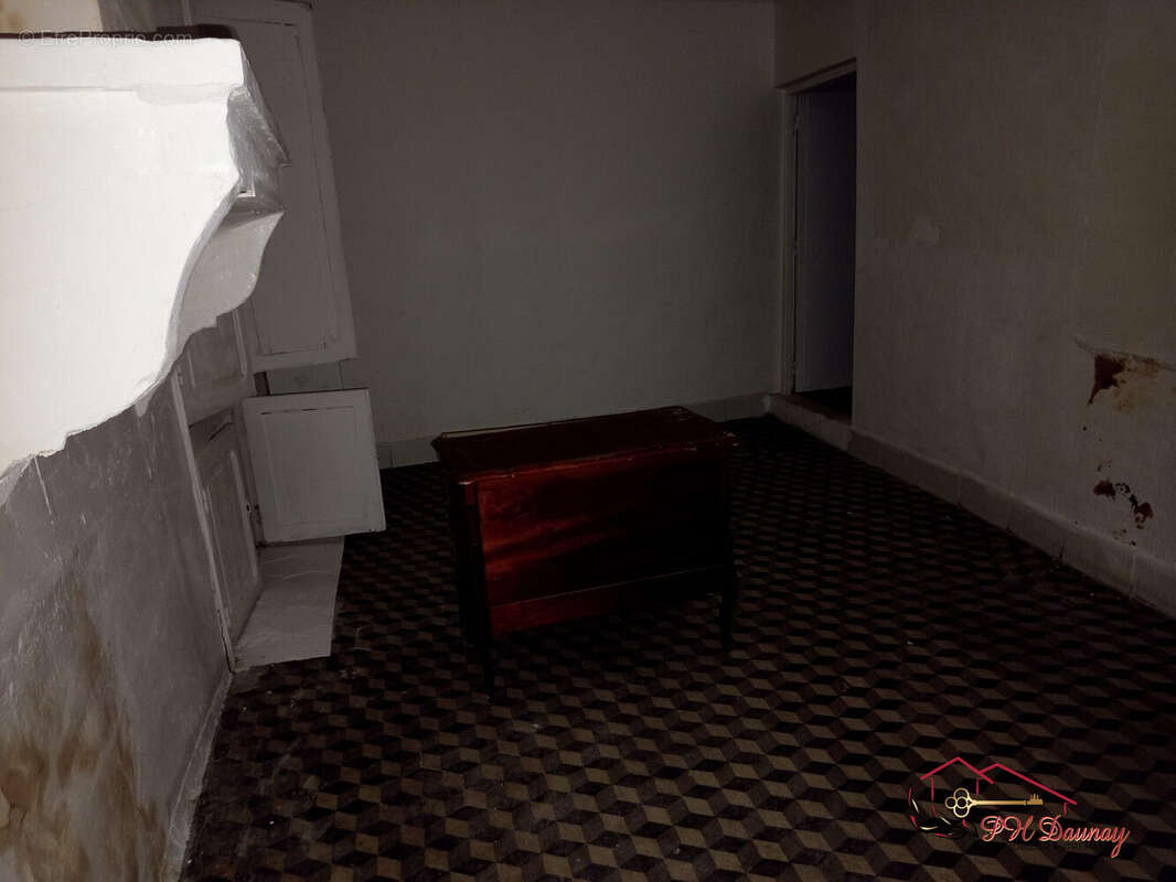 Maison à SAINT-MARTIN-DE-VALGALGUES