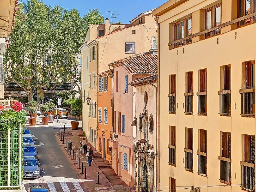 Appartement à FREJUS