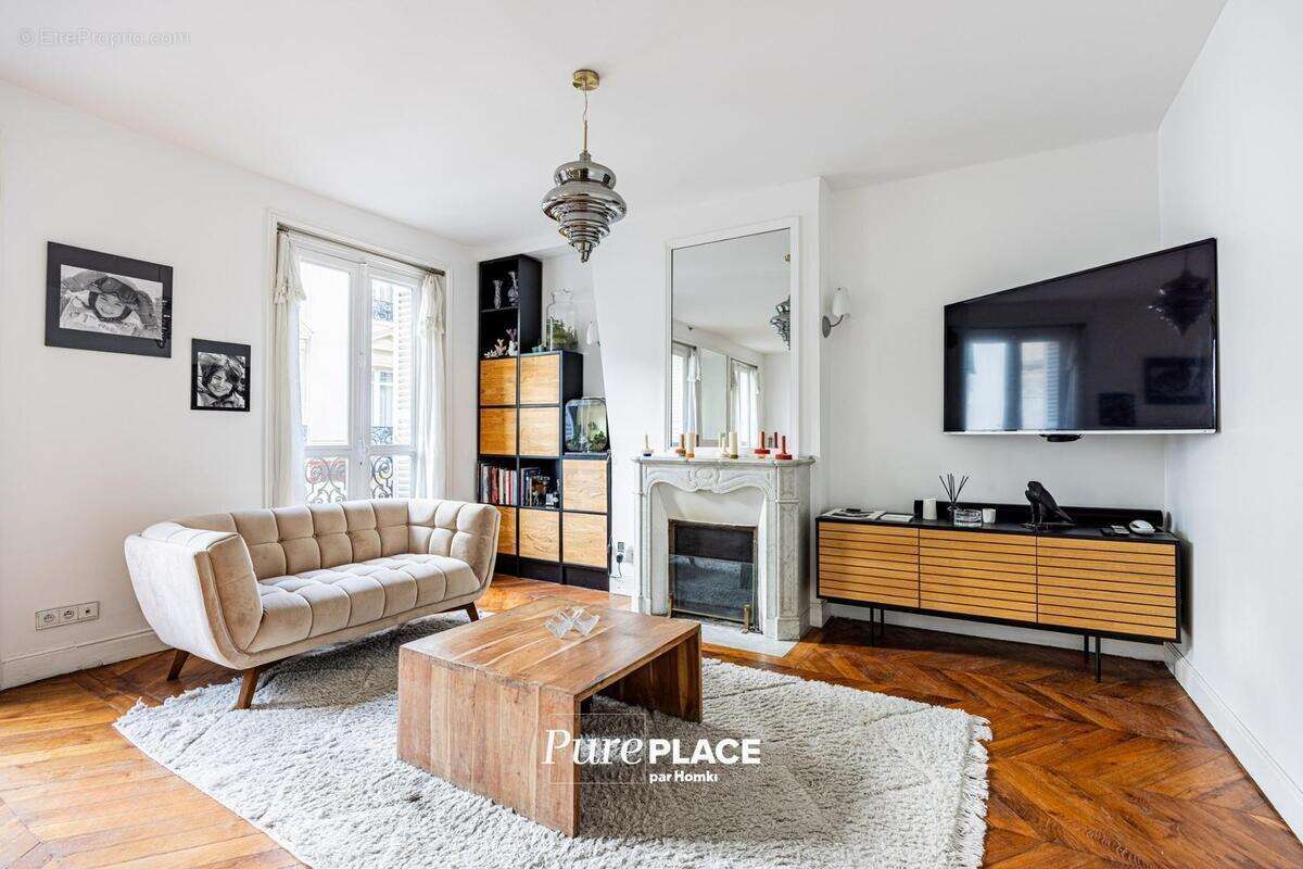 Appartement à PARIS-9E