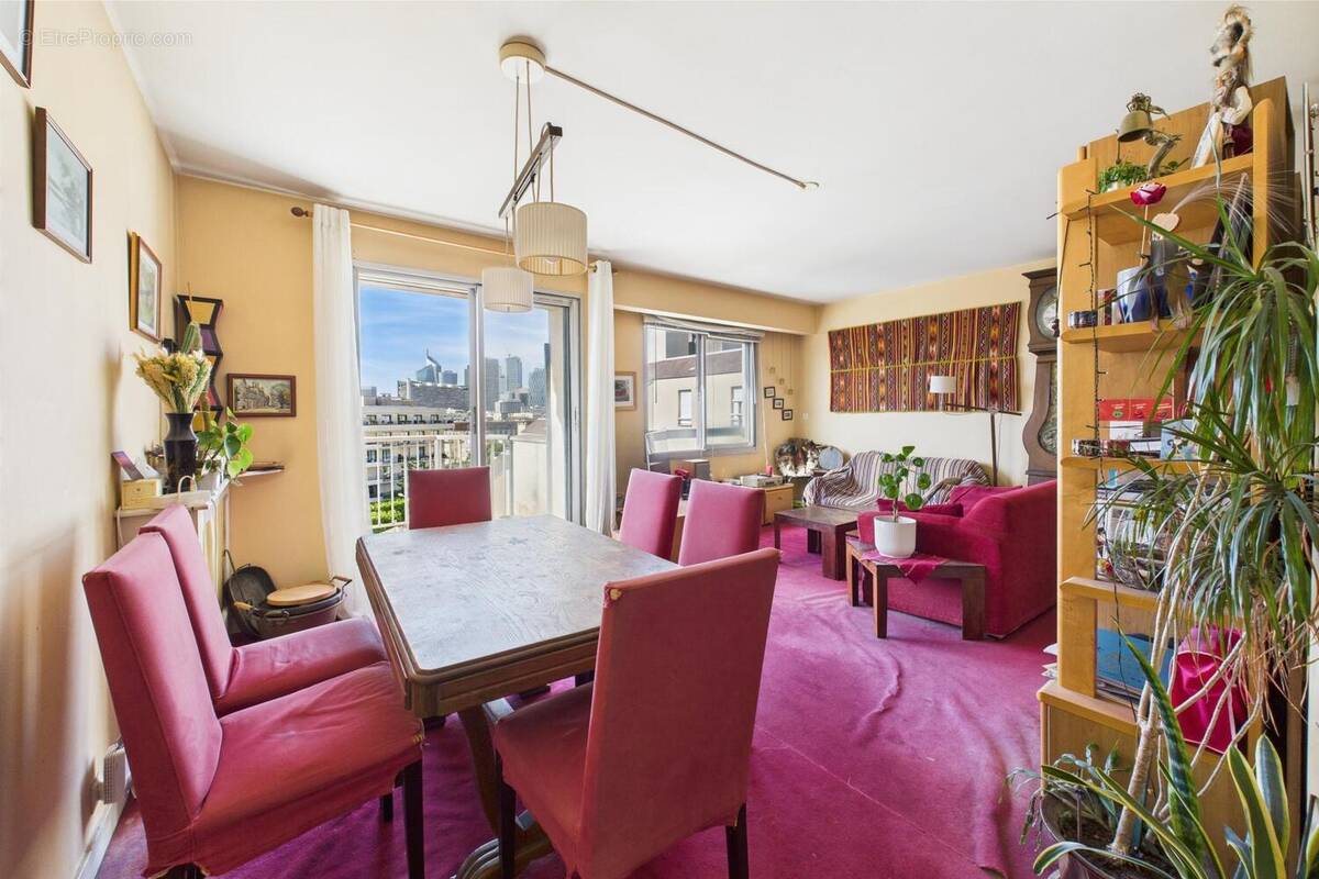 Photo 1 - Appartement à COURBEVOIE