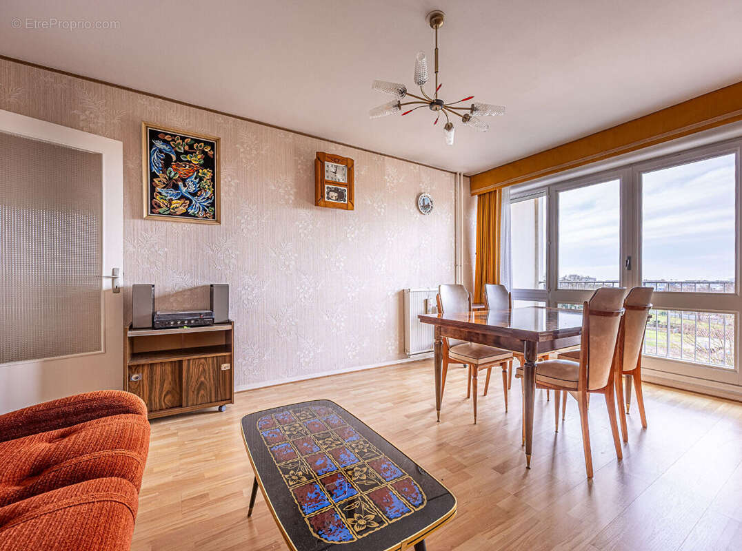 Appartement à LA ROCHELLE