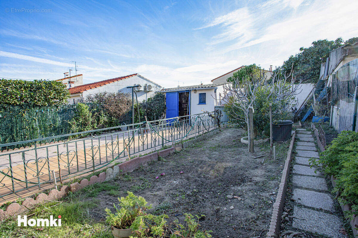 Maison à SAINT-ESTEVE