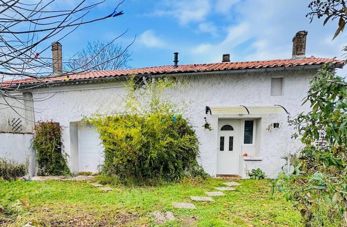Maison à SAINT-GERVAIS