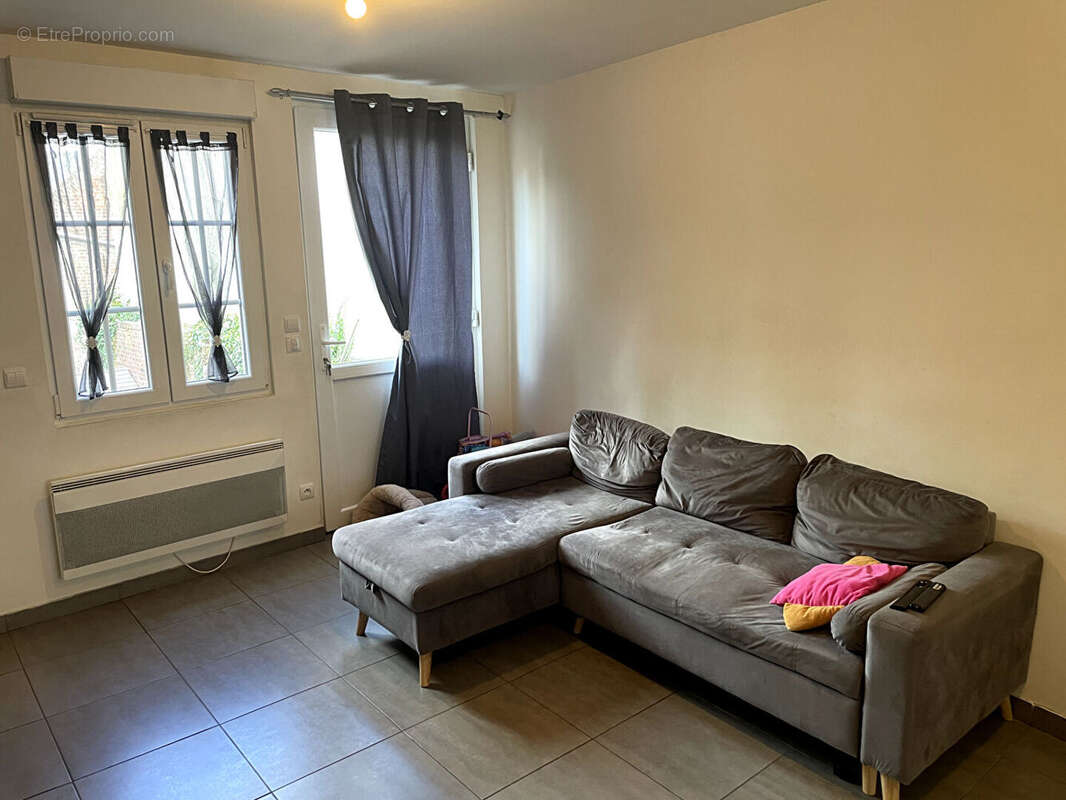 Appartement à GUISE