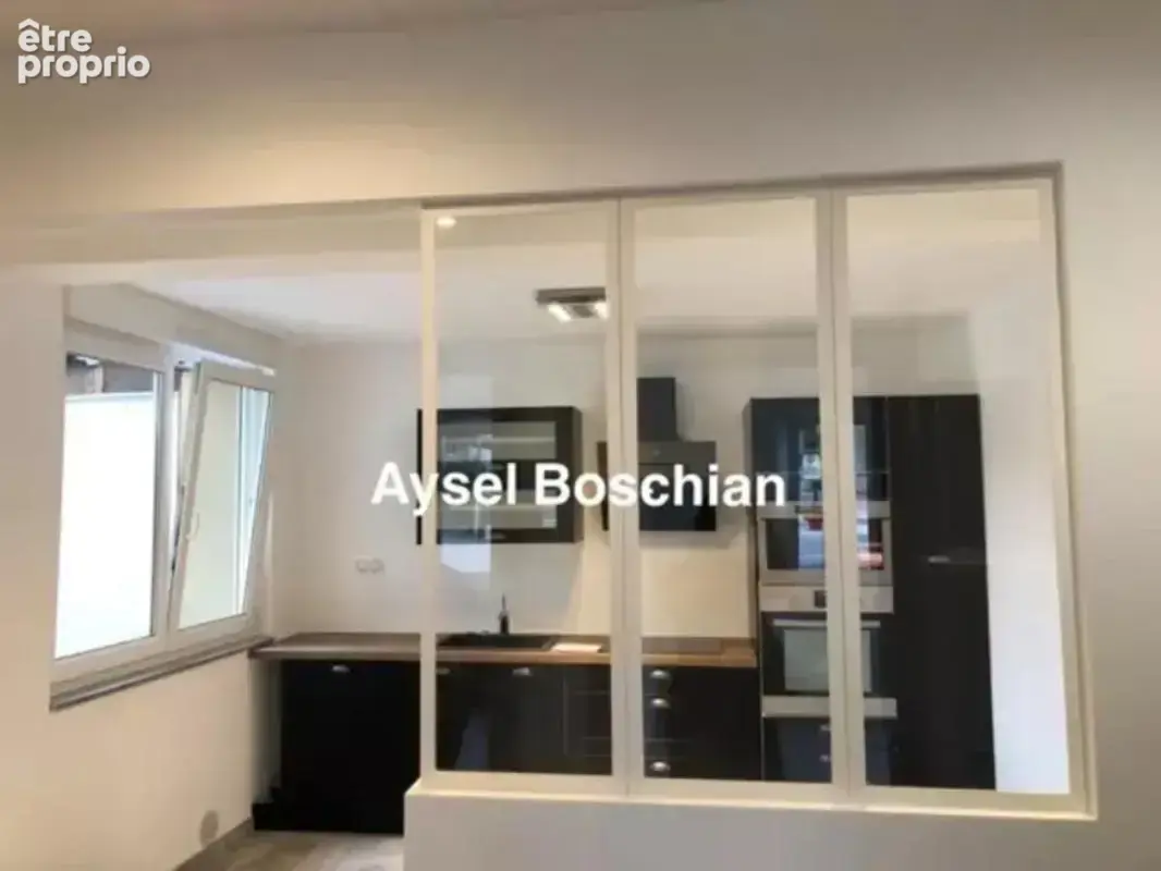 Appartement lumineux- 2 chambres- proche gares et frontieres - photo 2
