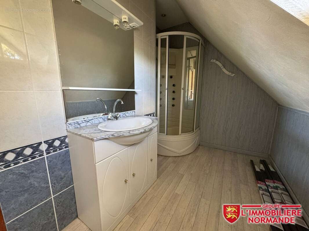 Maison à PACY-SUR-EURE