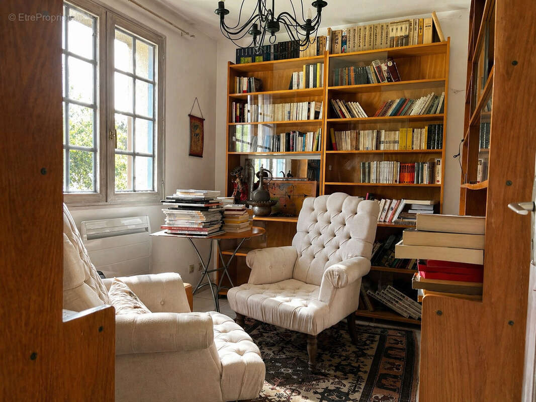 Maison à LA BREILLE-LES-PINS
