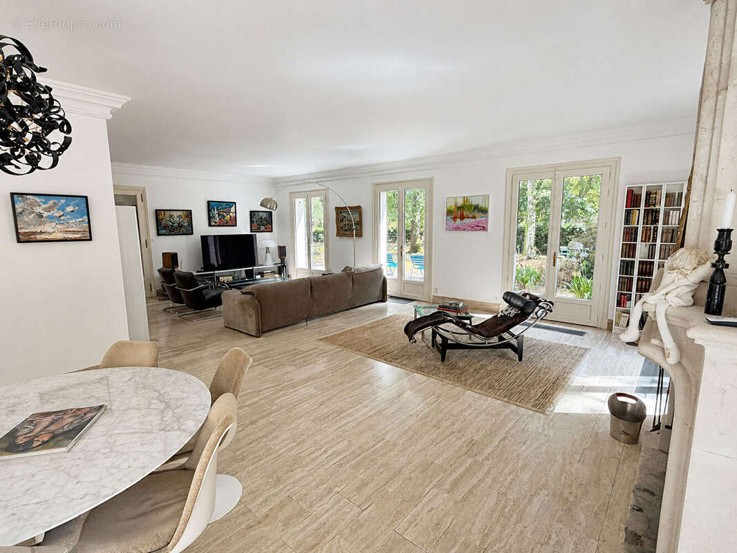 Maison domaine privée 340m2 - photo 4