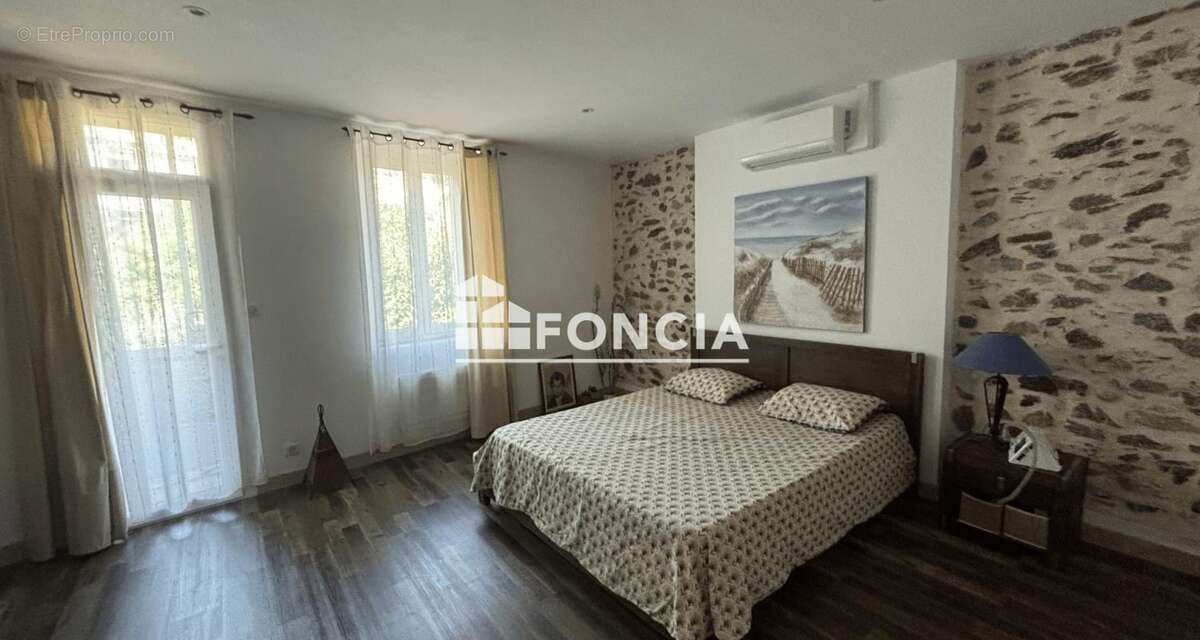 Appartement à HYERES