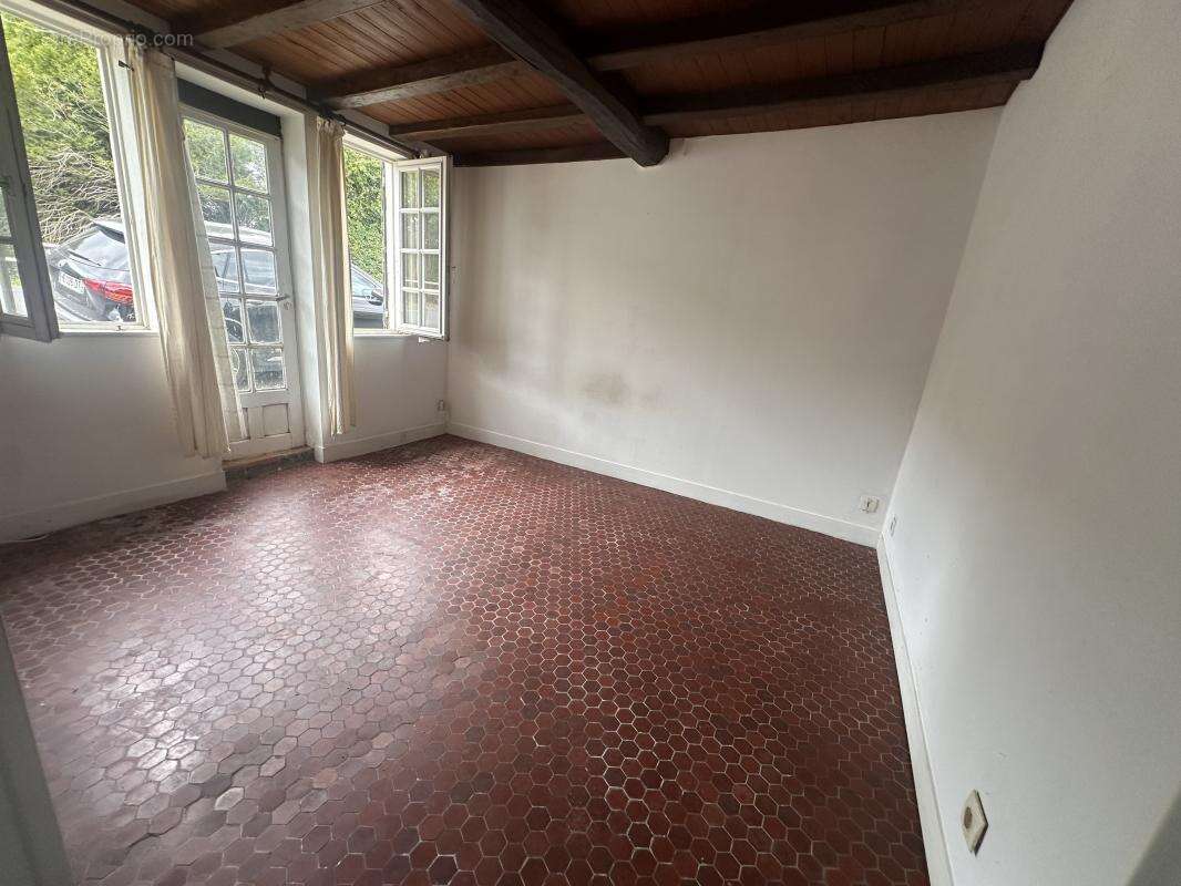 Maison 50 m² à Reux  - photo 4