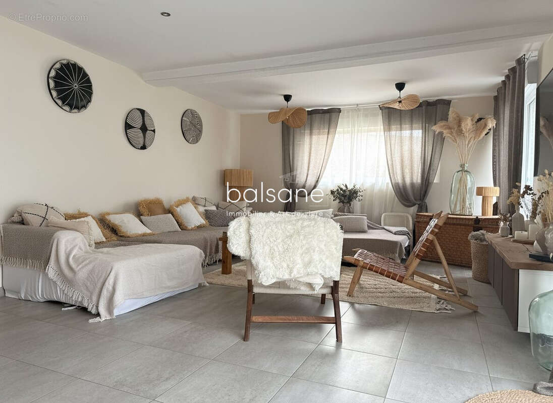 Maison 136 m² à Mandeville  - photo 4