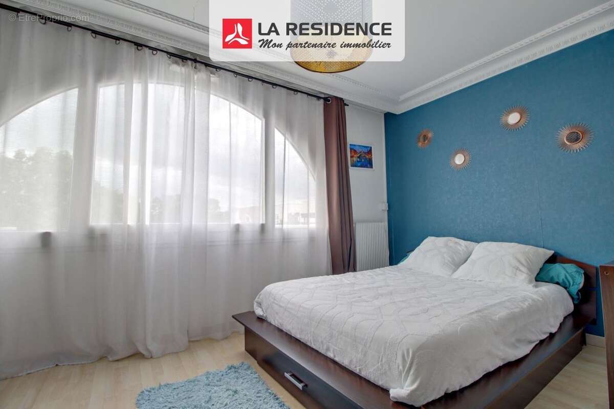 Appartement 88 m² à Cergy  - photo 7