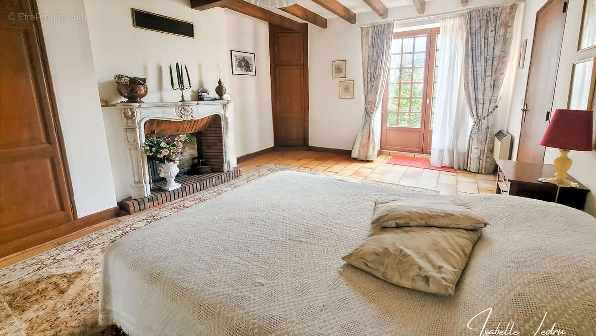 Maison à SION-LES-MINES