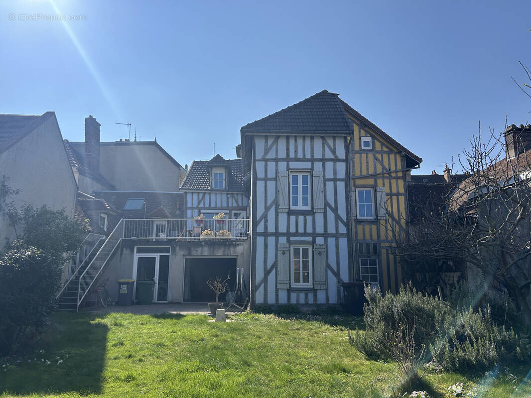 Maison à TROYES