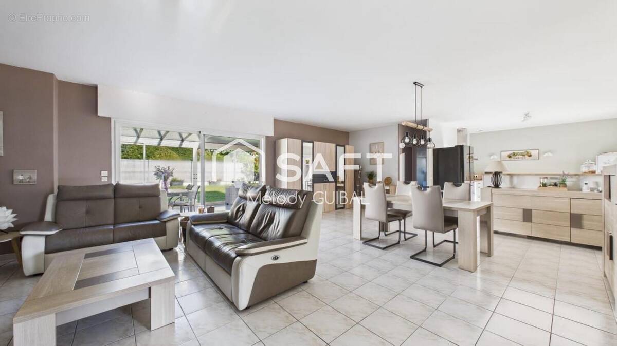 Photo 1 - Maison à MEDIS