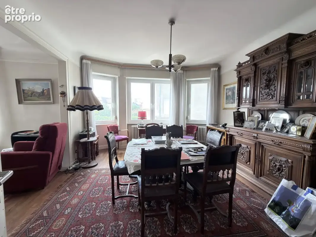 Ensemble immobilier à fort potentiel avec 4 appartements, 8 garages et dépendance - photo 9