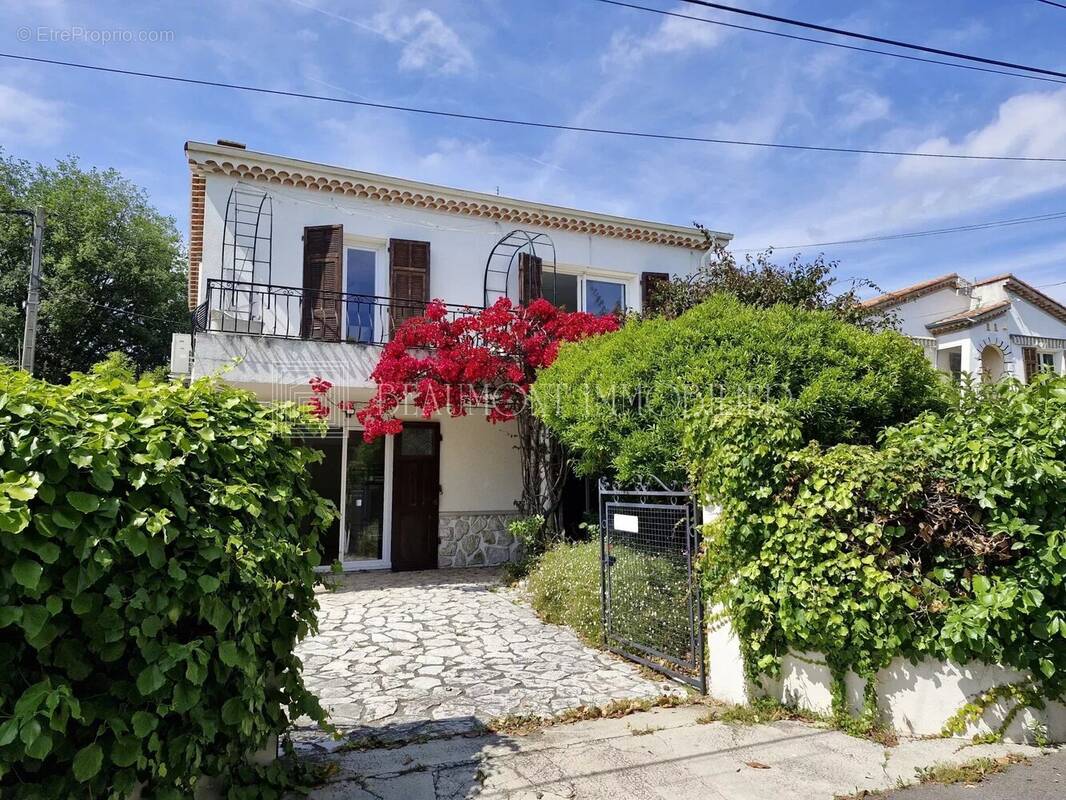 Maison à CAGNES-SUR-MER