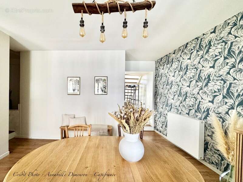 RIOM - EXCLUSIVITÉ – Maison de ville de caractère P6 entièrement rénovée avec jardin, abri et cave - photo 56