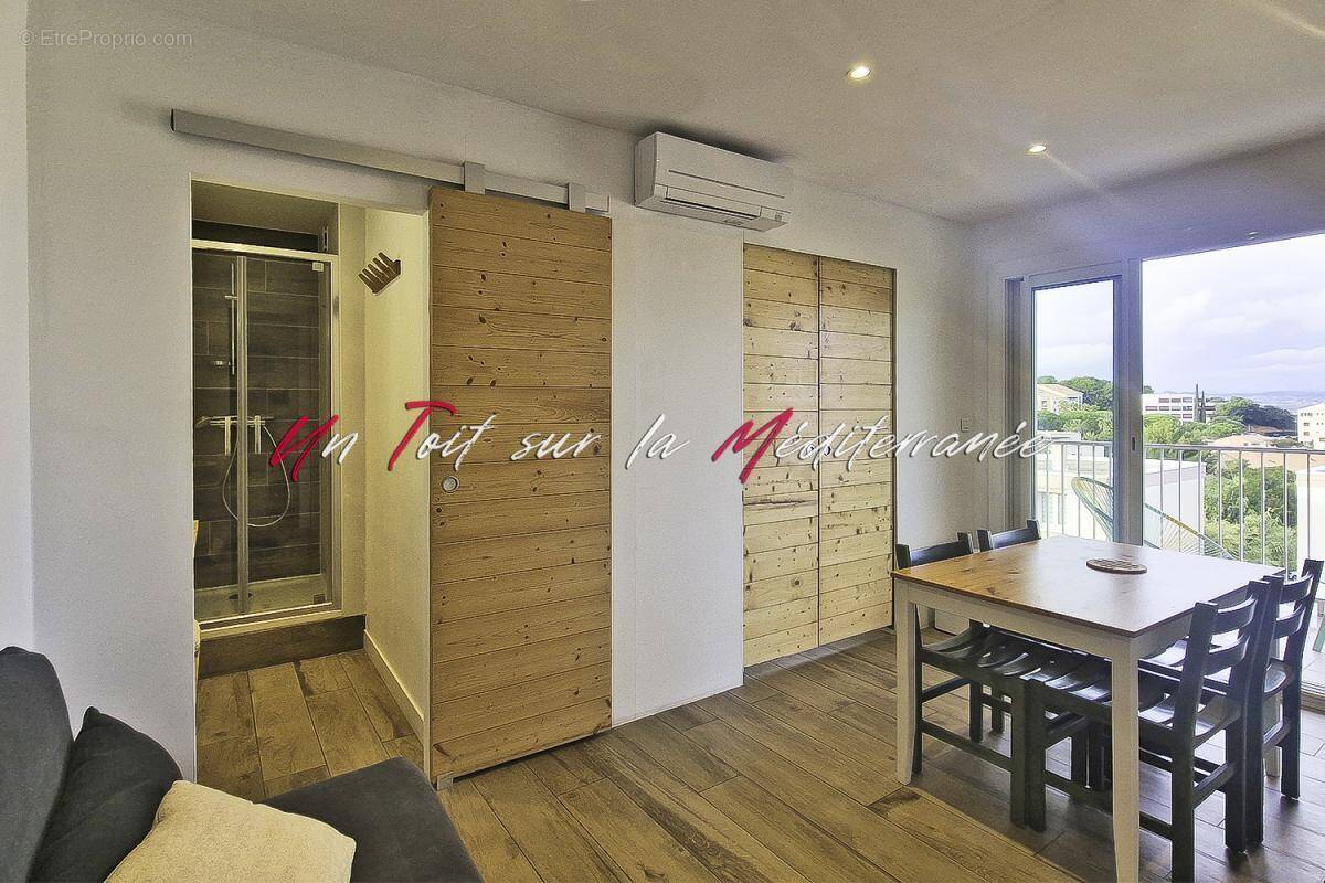 Appartement à HYERES
