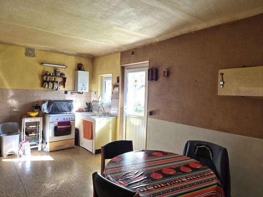 Maison à BEAUNE-LA-ROLANDE