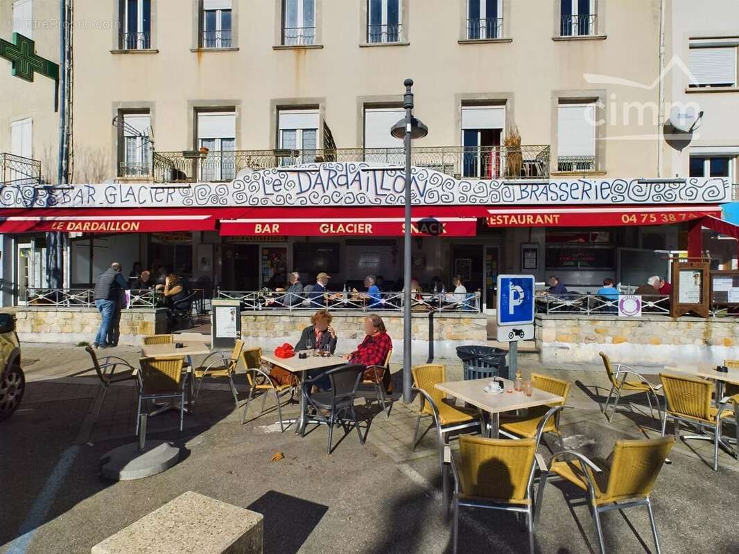 Commerce à LES VANS