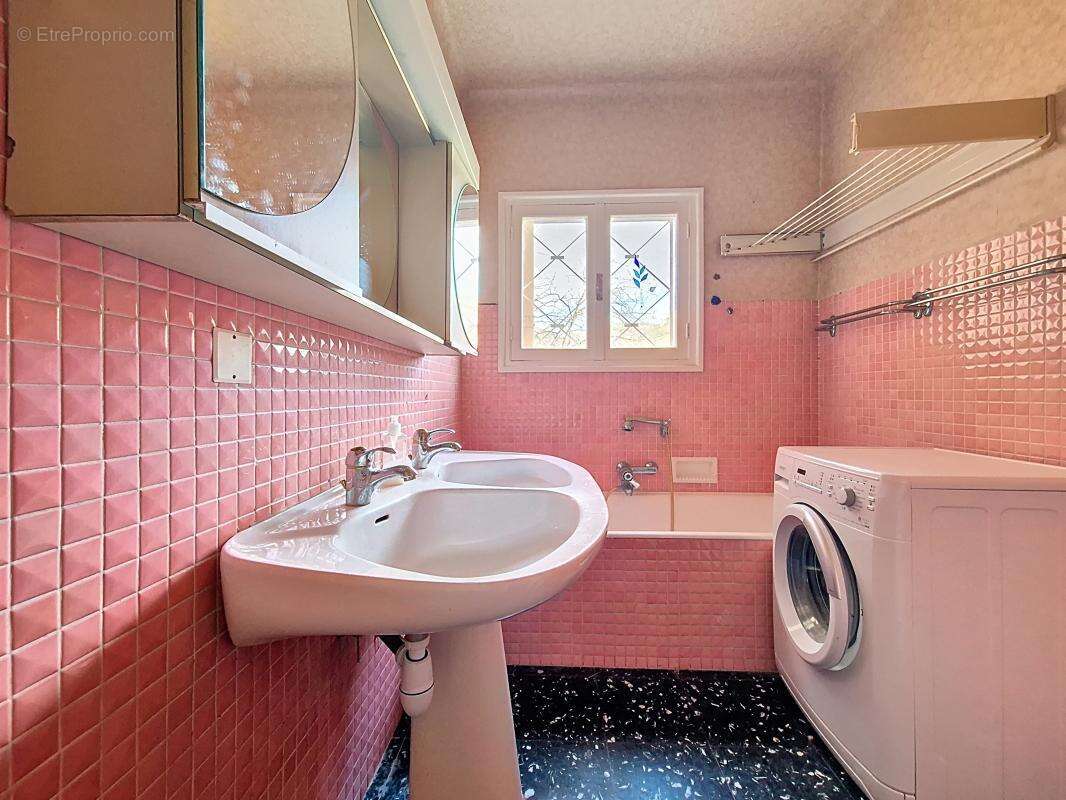 Appartement à VENCE