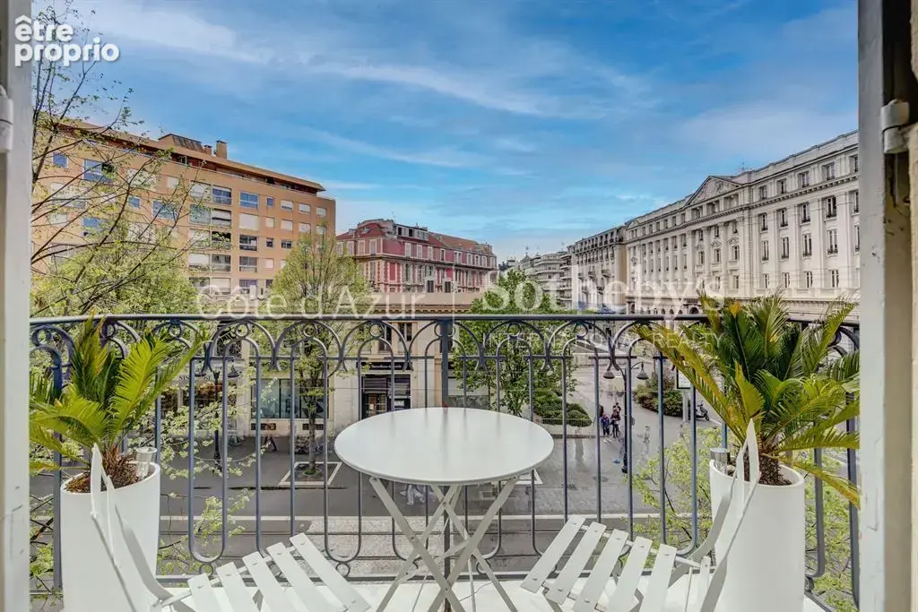 Nice centre, appartement une chambre avec balcon proche des commerces et de la mer - photo 9