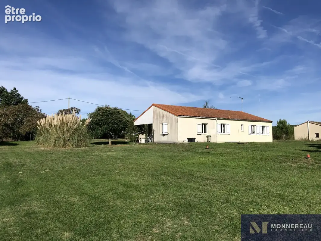 Maison de plain-pied avec cinq chambres - photo 2