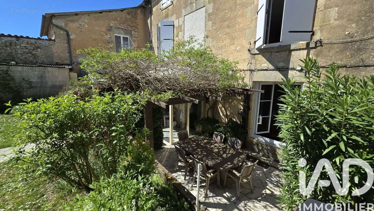 Photo 2 - Maison à CEAUX-EN-COUHE