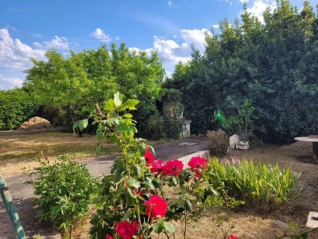 BREUIL MAGNE maison de 90 m2 de type 4 avec jardin de 600 m² - garage de 19 m² - Pompe à chaleur - photo 15