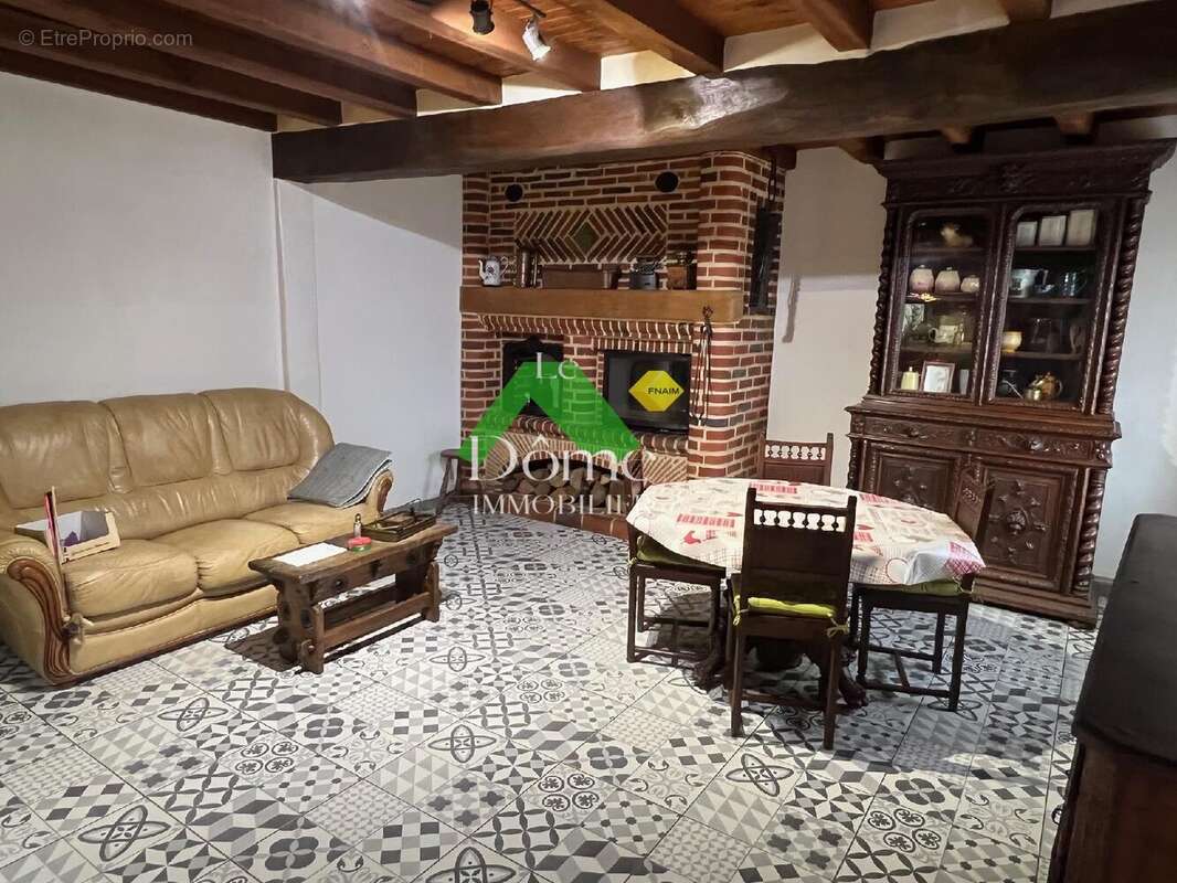Maison à BORNEL