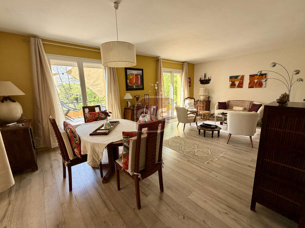 EXCLUSIVITÉ A.I.E.: Sur une parcelle piscinable de 2243 m2, Villa familiale de plus de 150 m2 habitables - photo 11