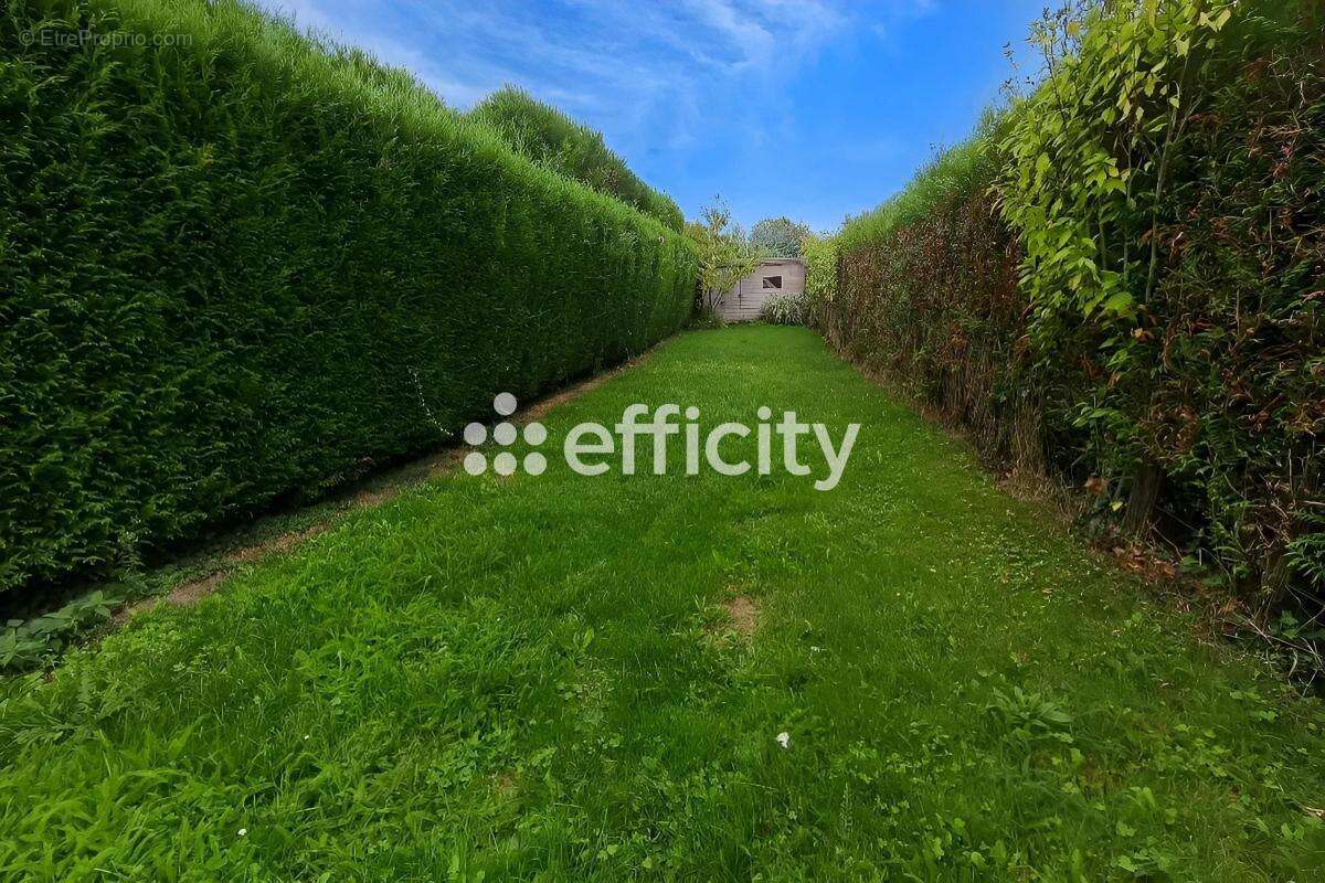 Maison à CAMPHIN-EN-CAREMBAULT