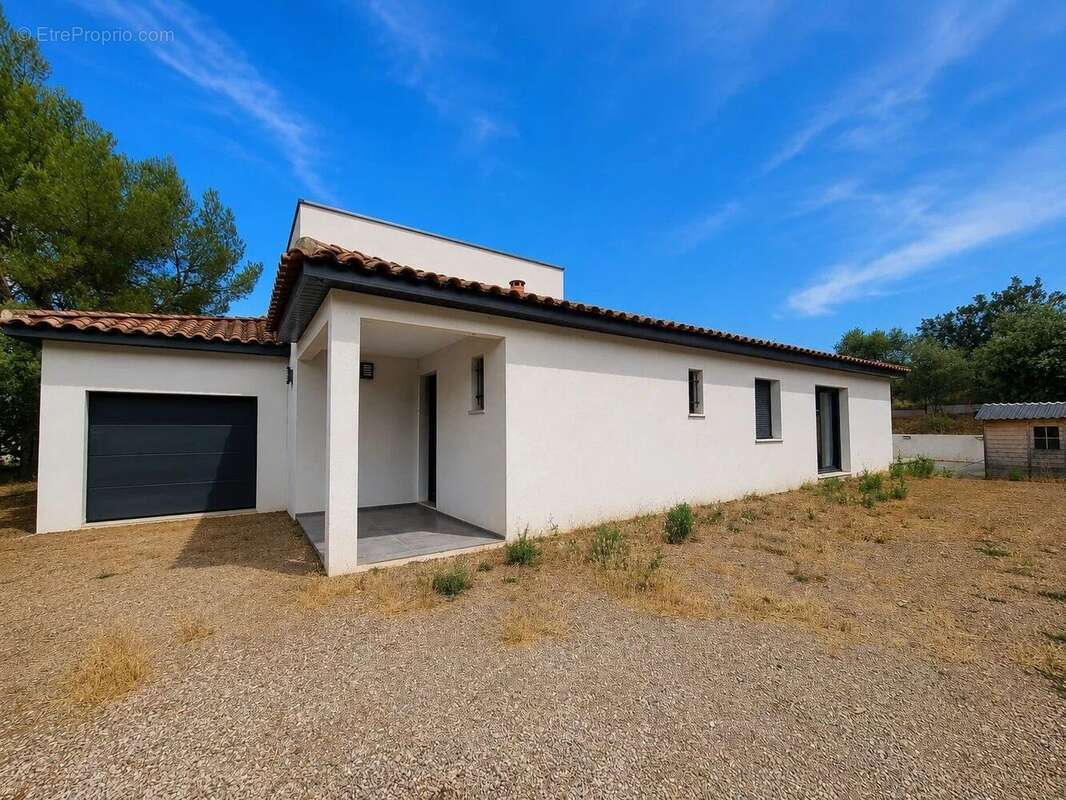 Maison à LE LUC