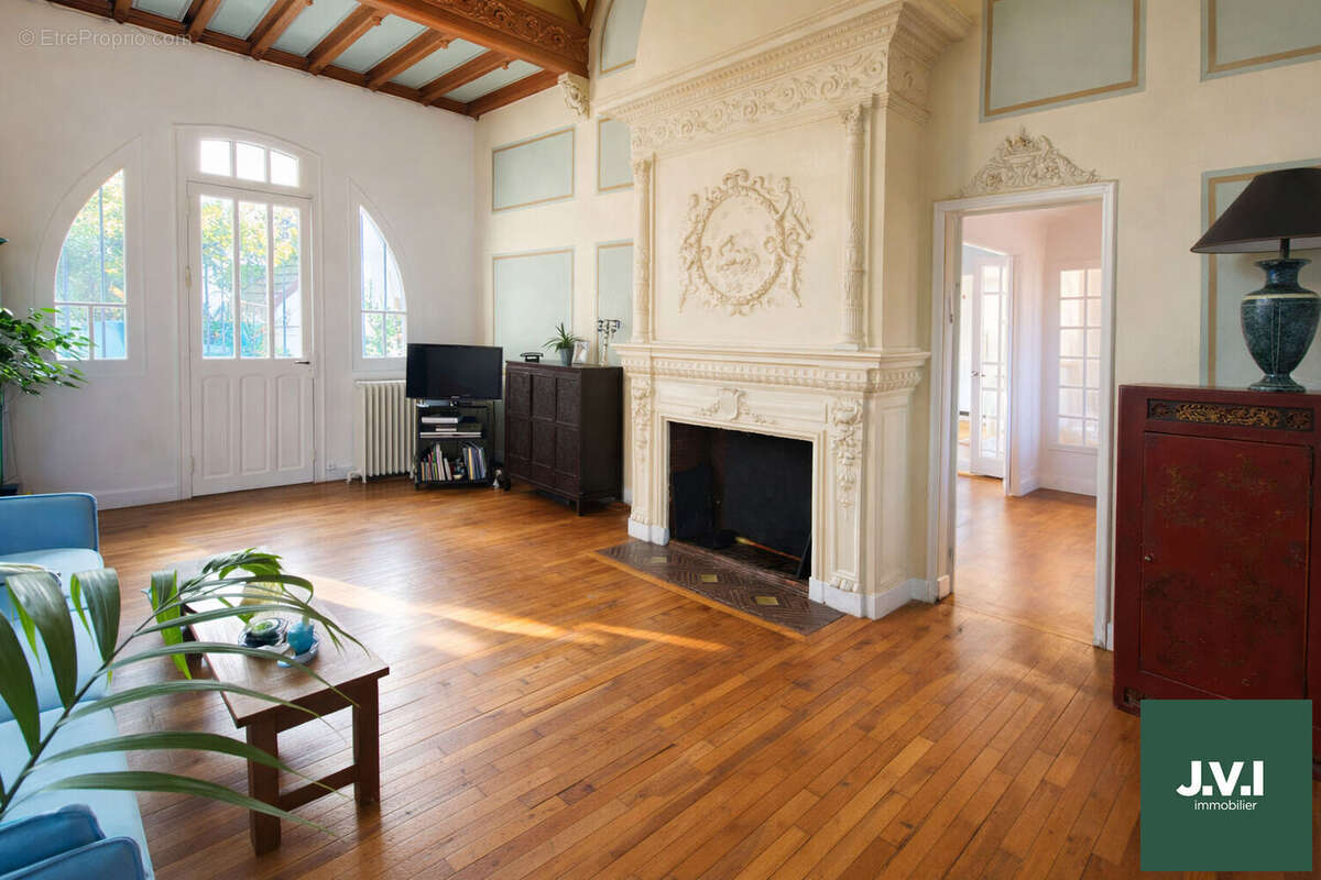 Maison à ENGHIEN-LES-BAINS