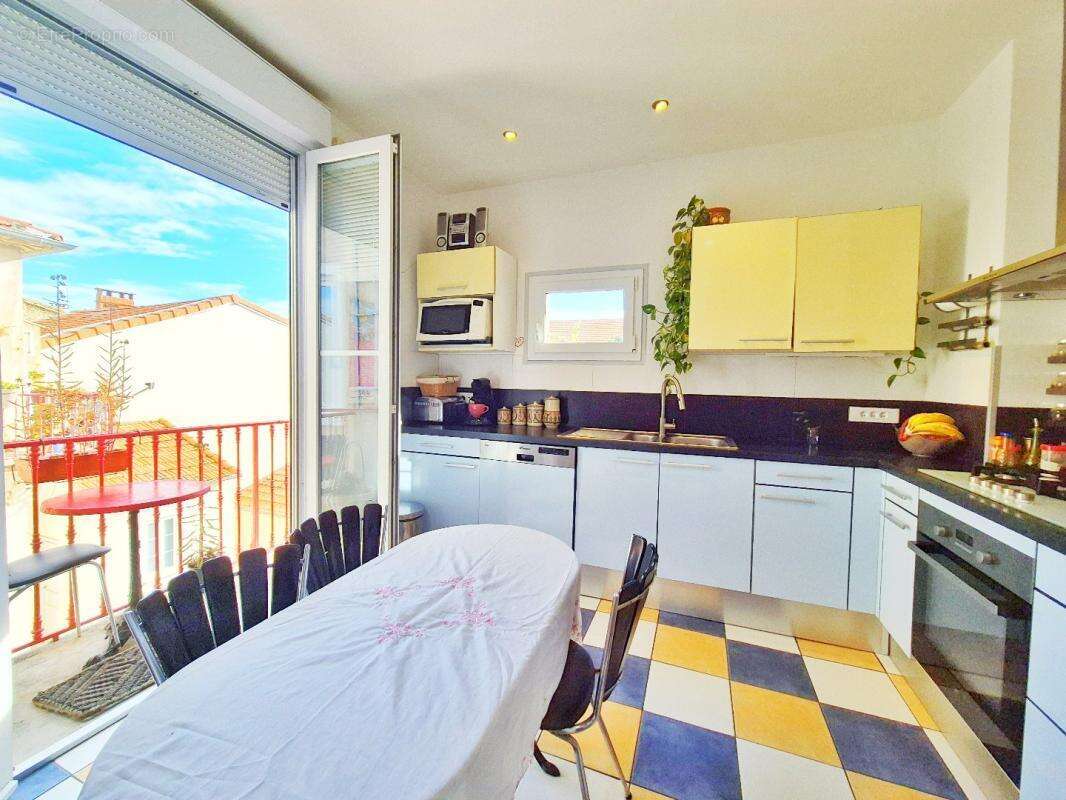 Appartement à BEZIERS