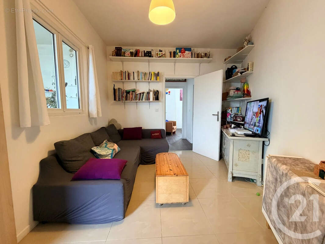 Appartement à VAIRES-SUR-MARNE